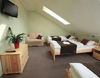 H31 Apartahotel 3*